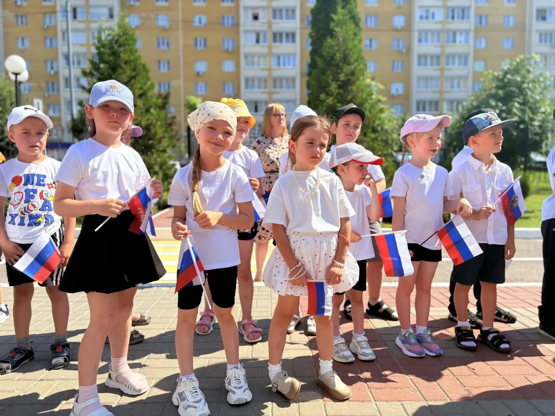 🤍💙❤️Растим патриотов: День России в "Умке"

🐝🇷🇺🐝 Сегодня в нашем детском саду прошли праздничн