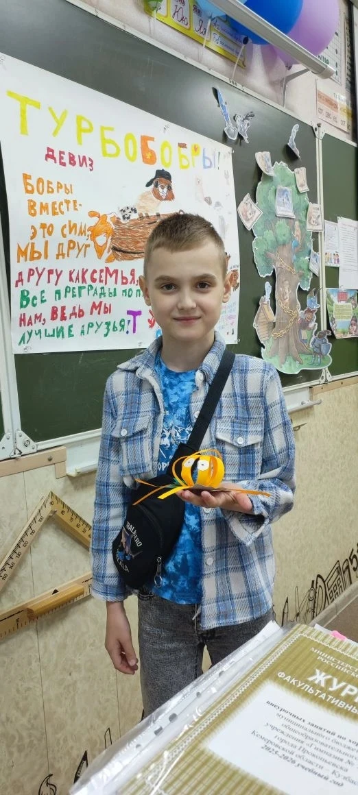 🎨 В «Радуге» снова волшебство! ✨

Сегодня к нам в гости заглянули самые настоящие Поделки-Самоделки