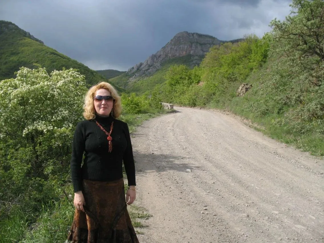 Озенбаш къызы

Якъуб къызы Зера Ниметуллаева Къырымтатар медений-тарихий мирас музейинде, музей тешк