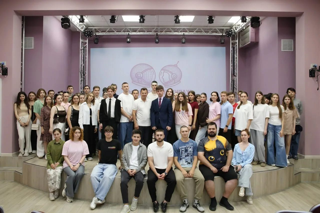 В Северном Бутово на Старобитцевской улице, 21А, открылся молодёжный штаб «Космический экипаж». Здес