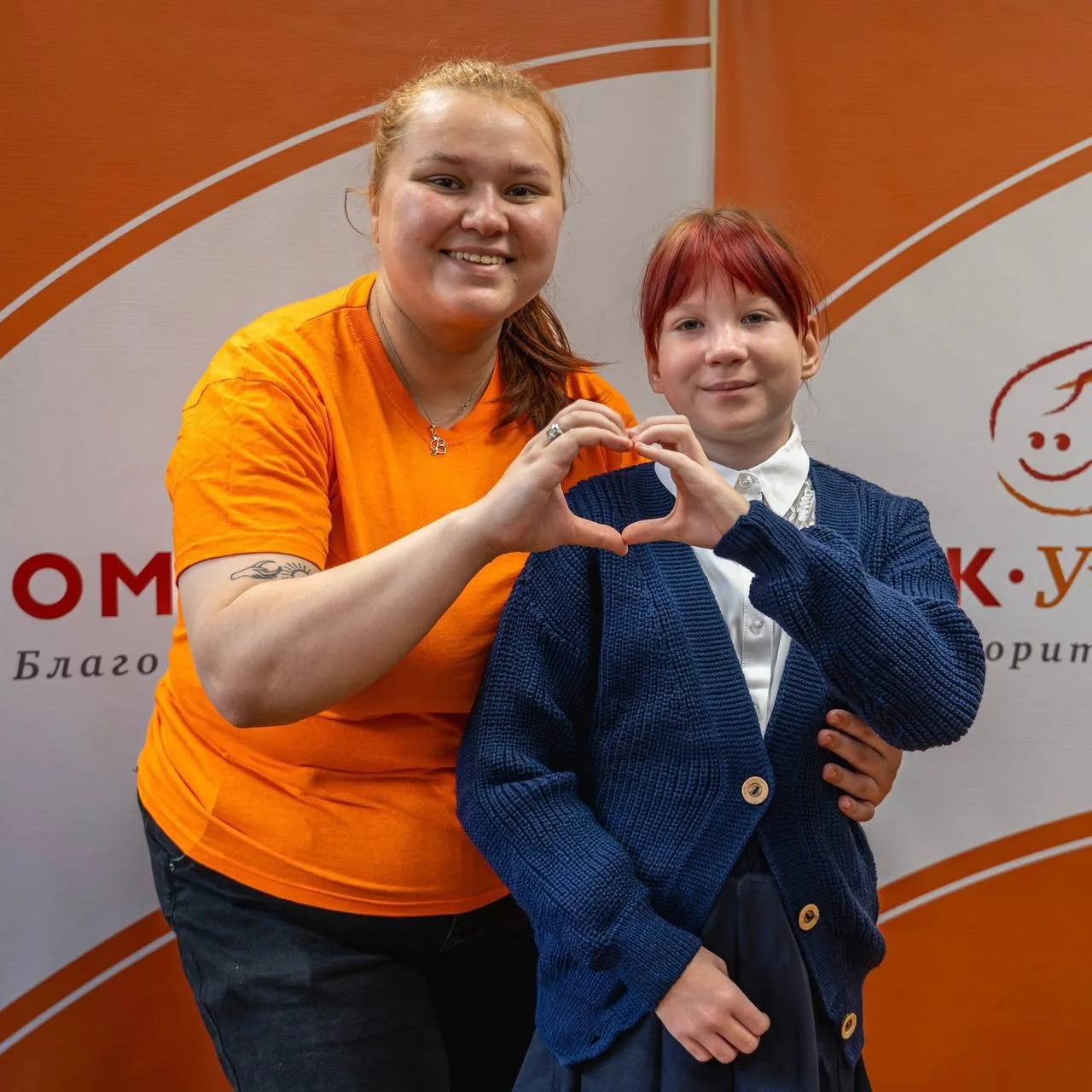 ОМК и сотрудники компании соберут в первый класс более 500 детей