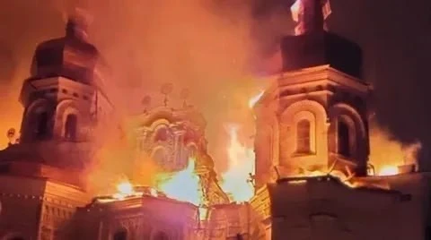 В Киево-Печерскую лавру попала ракета "Пэтриот", заявили в Минобороны России.