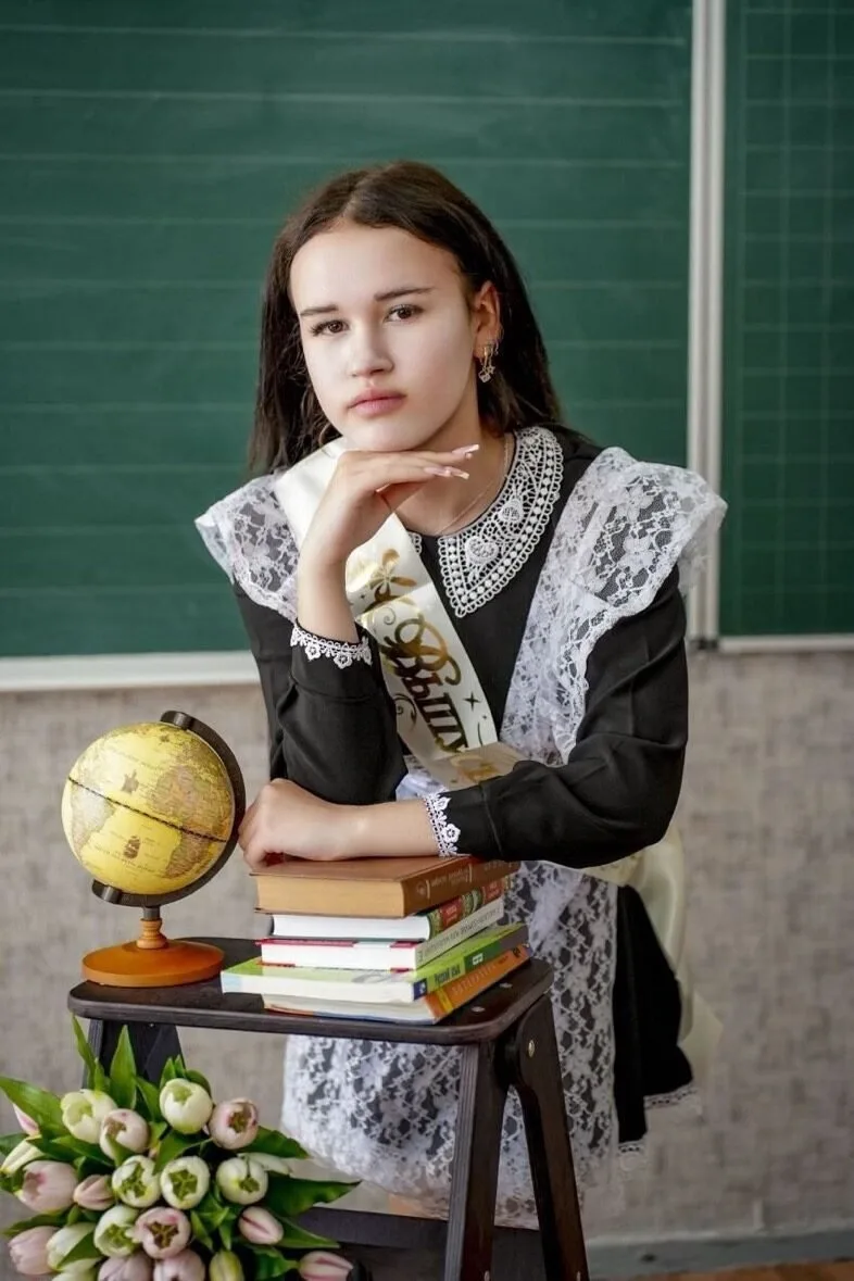 Я, Новикова Дарья Андреевна, ученица 11 класса, активная участница в жизнедеятельности ...