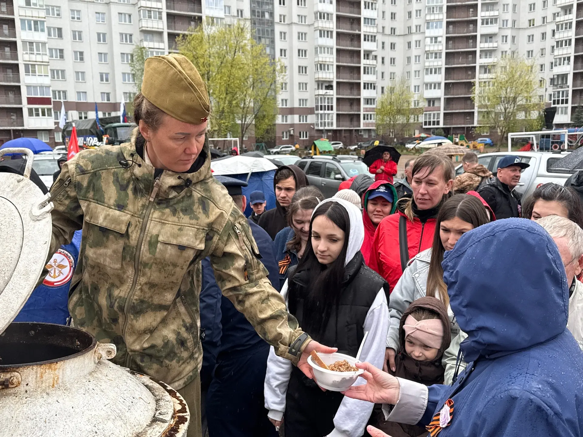 ✅ Победный привал едет по Тихвину