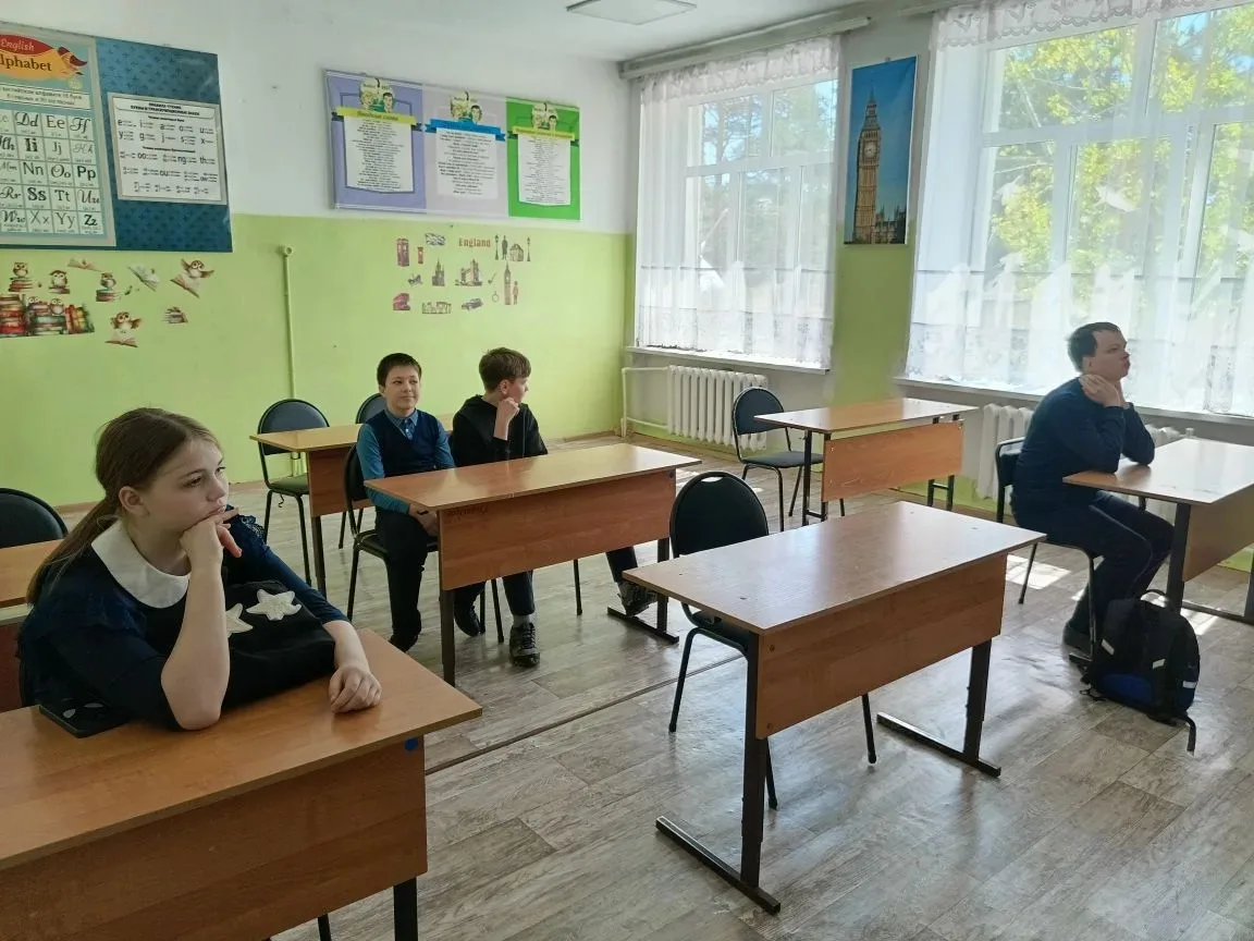 Сегодня ученики 7–8 классов посмотрели документальный фильм «Недетский  террор»