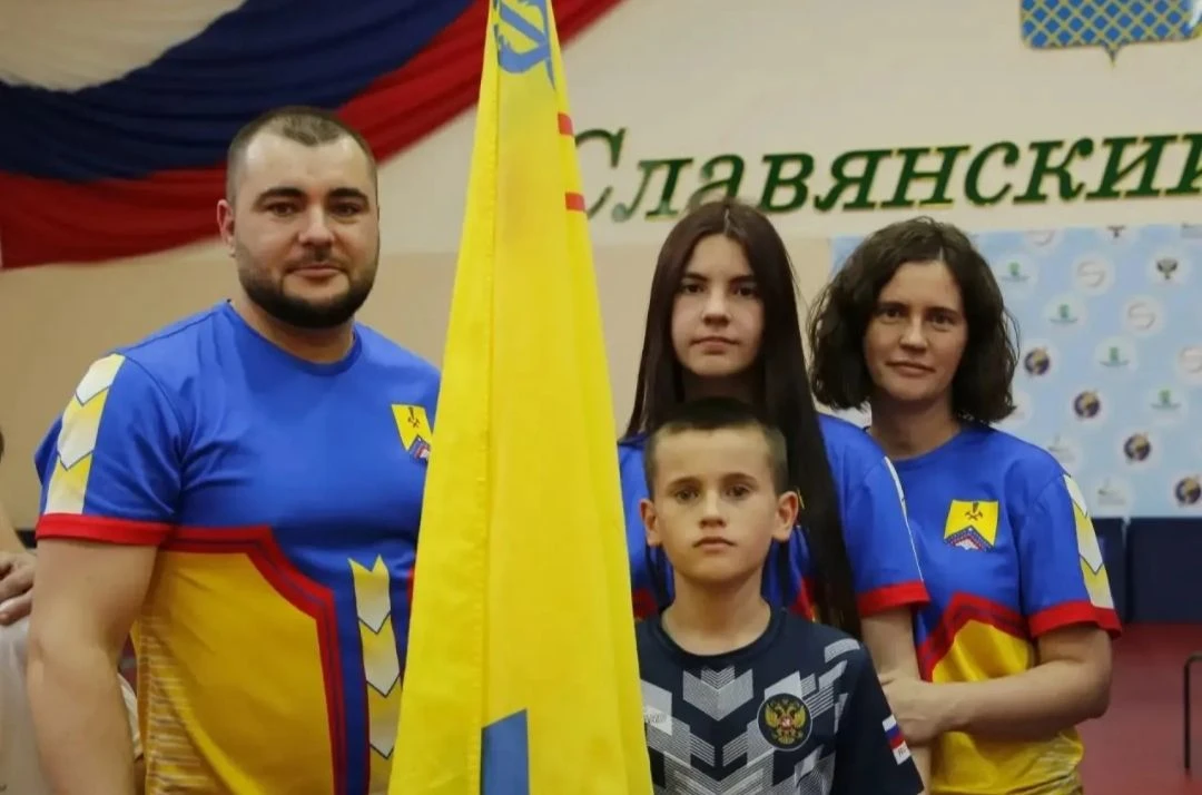 Информация о сотруднике учреждения