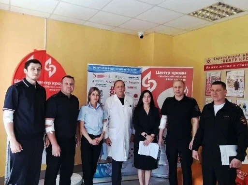 🩸В Саратовской области полицейские приняли участие в мероприятии, посвящённом Всемирному дню донора