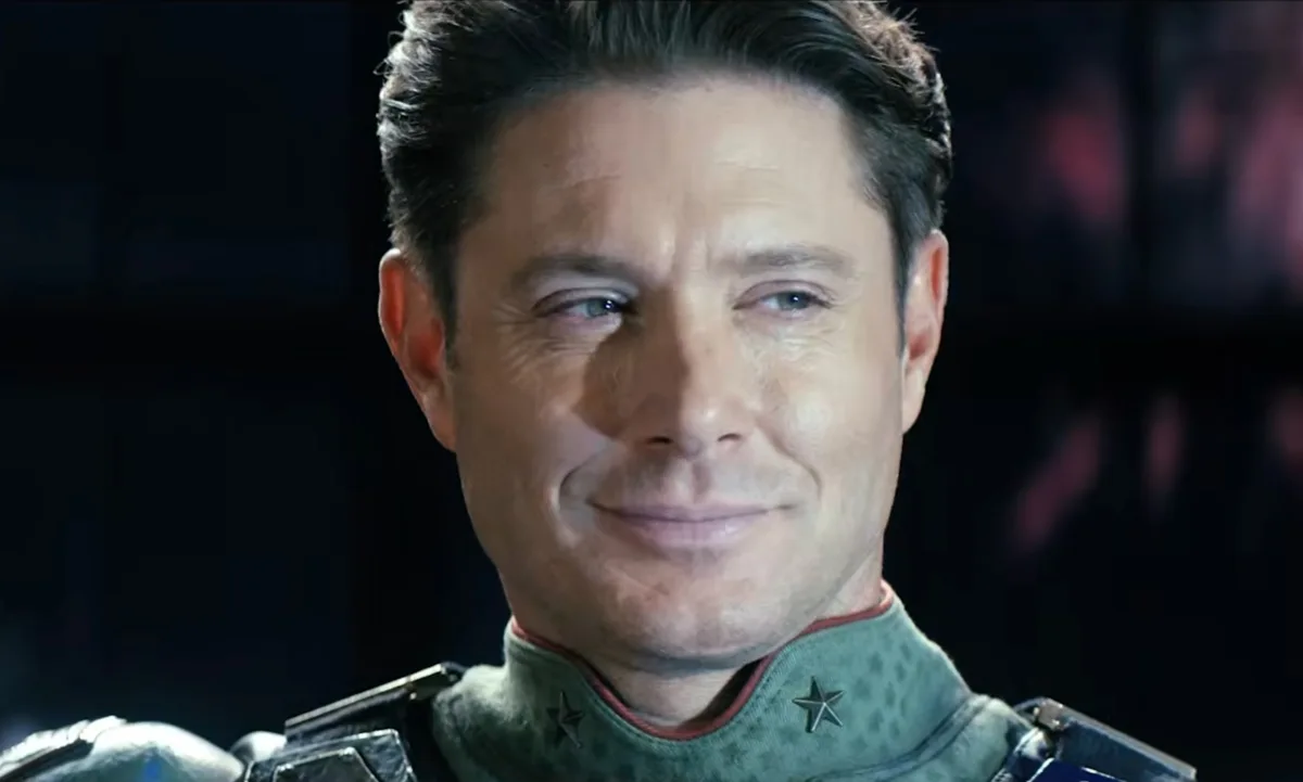 💪 Солдатик покажет, какими должны быть суперы, в сериале «Восход корпорации Vought».  И у нас нако