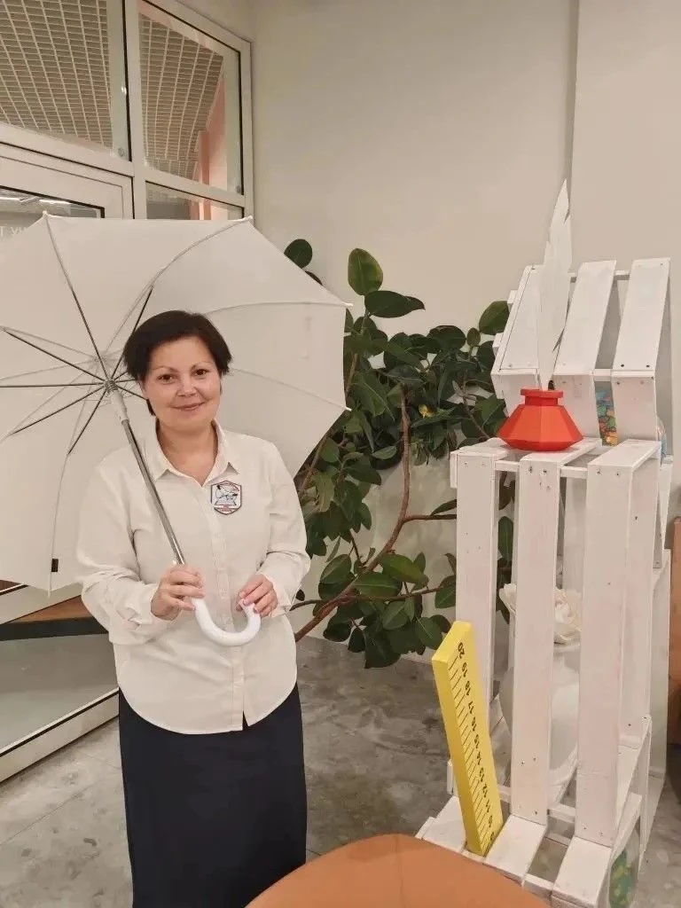 Знакомьтесь: классный руководитель 5 П класса!