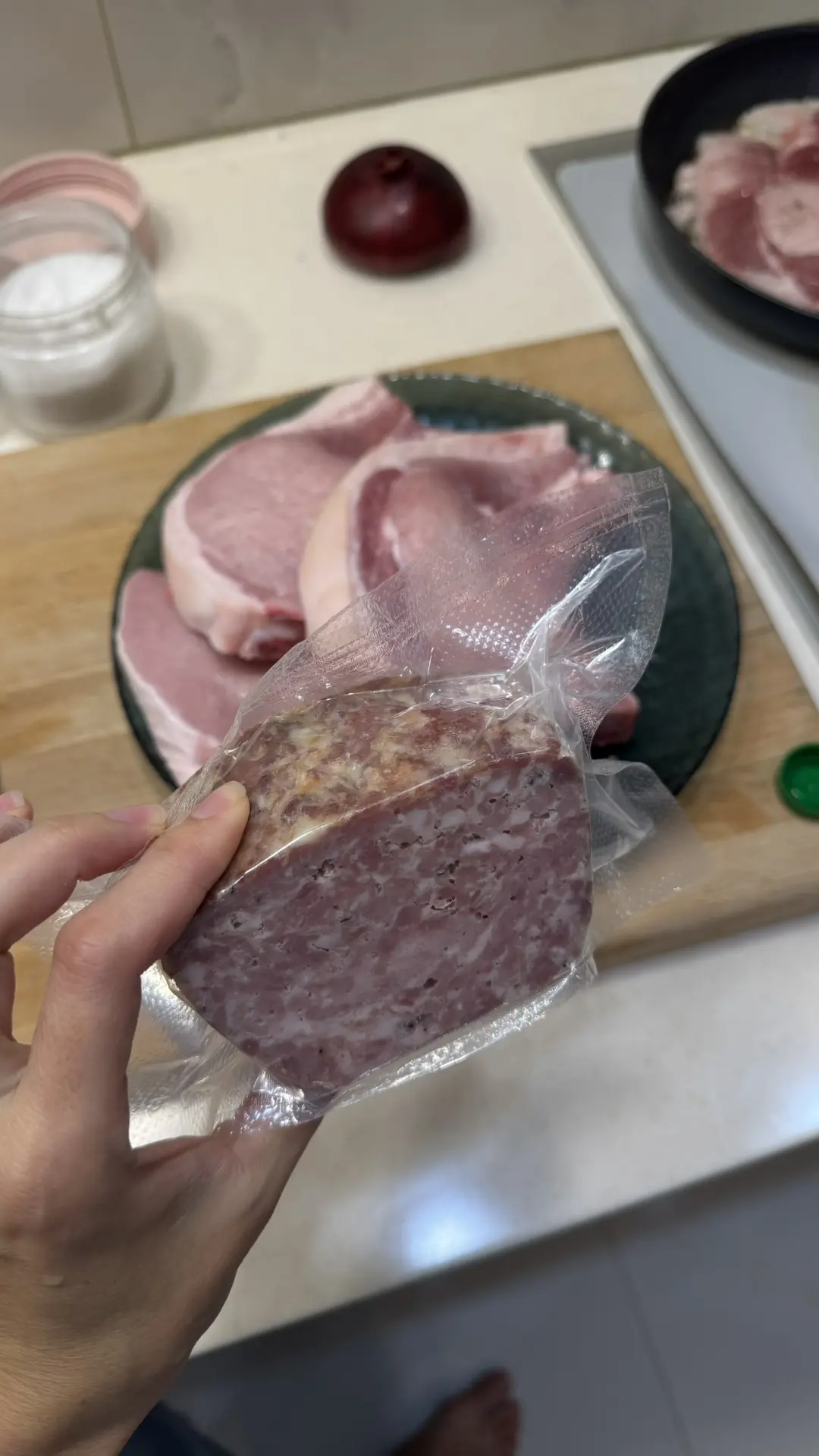 Зашла сегодня вечером в мясную лавку, и мне подарили там ‘мясной хлеб’ . Я говорю, спас...