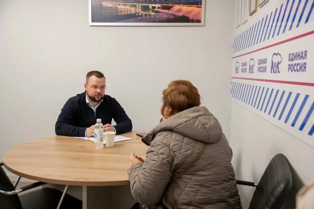 Секретарь Мурманского местного отделения Единой России, глава города-героя Мурманска Ив...