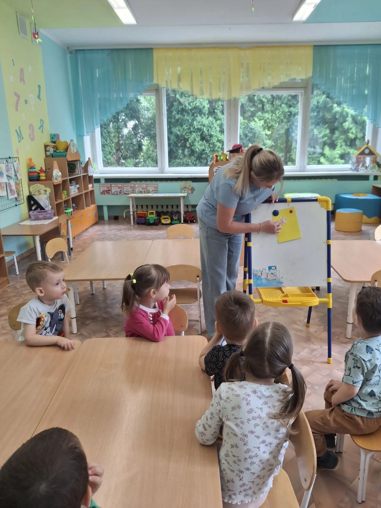 Сегодня наши маленькие "Землянички" и "Карамельки" создали настоящие шедевры! 👶👧🎨