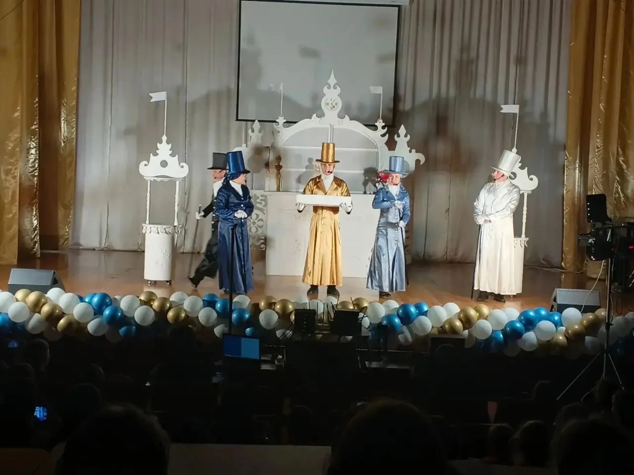 🎭 Как здорово! Наши ребята из пришкольного лагеря посетили Дагестанский кукольный театр и посмотрел