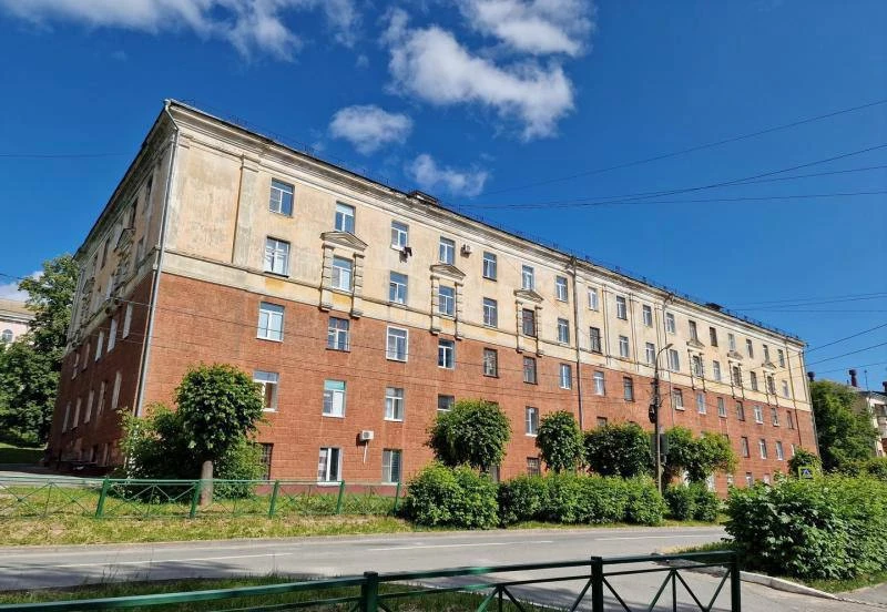 #Сдаю на длительный срок комнату