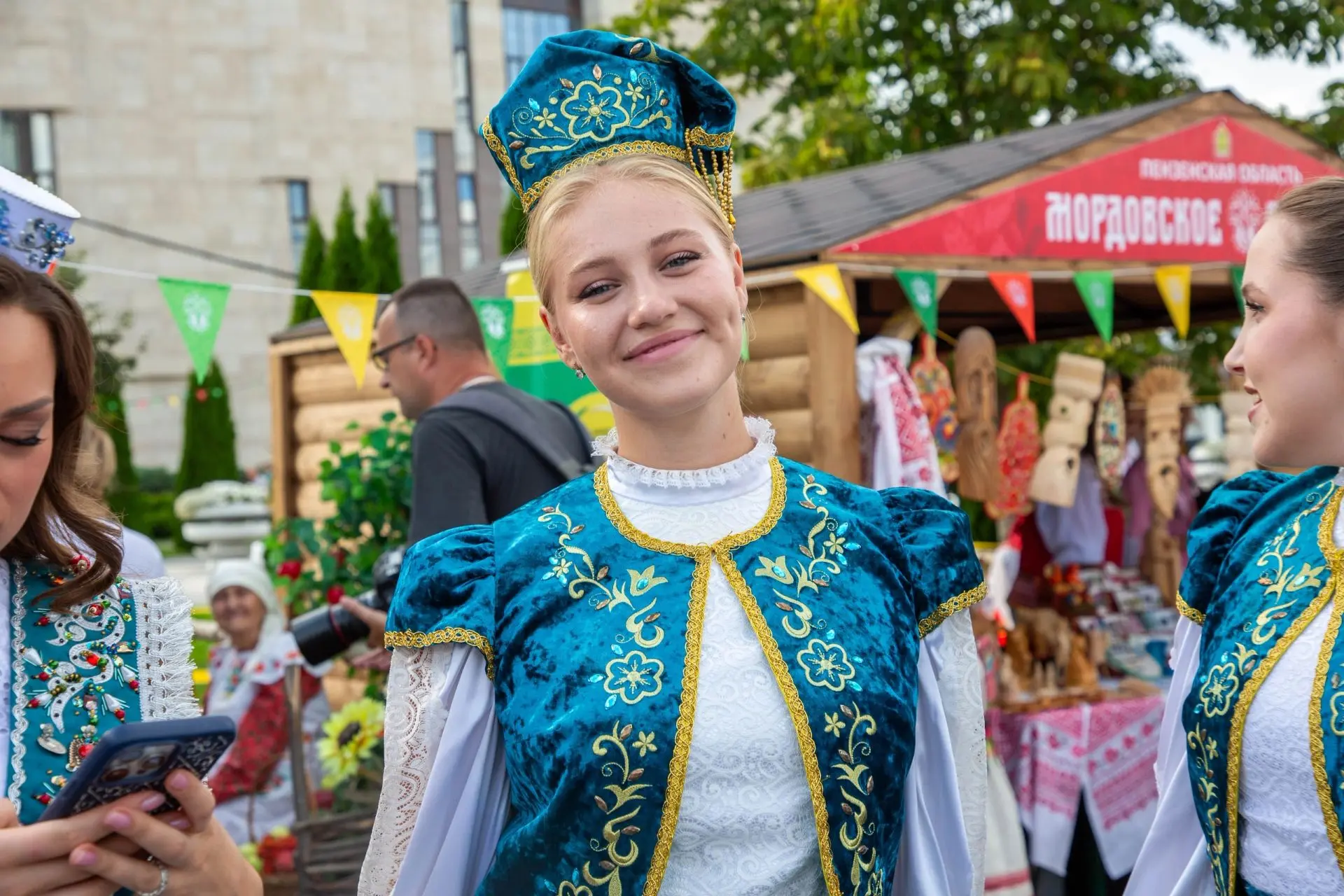 Воспитанница нашего ансамбля Элина Хусяинова выступила в программе второго Международно...