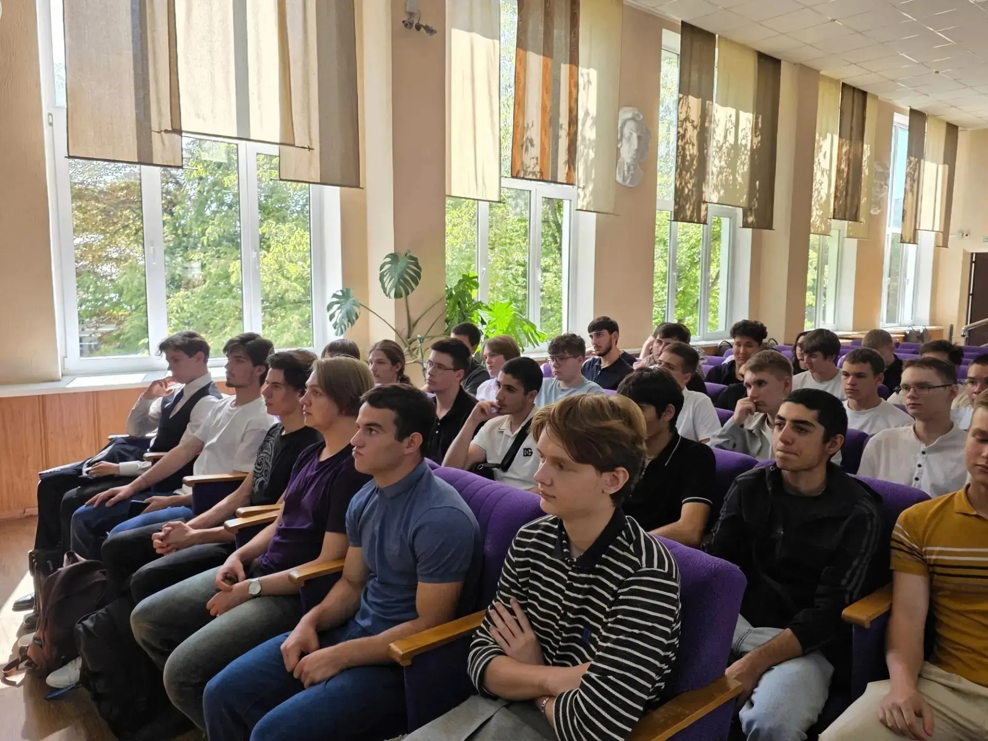 3 сентября в ГБПОУ СК «Ставропольский краевой музыкальный колледж им. Сафонова» члены р...