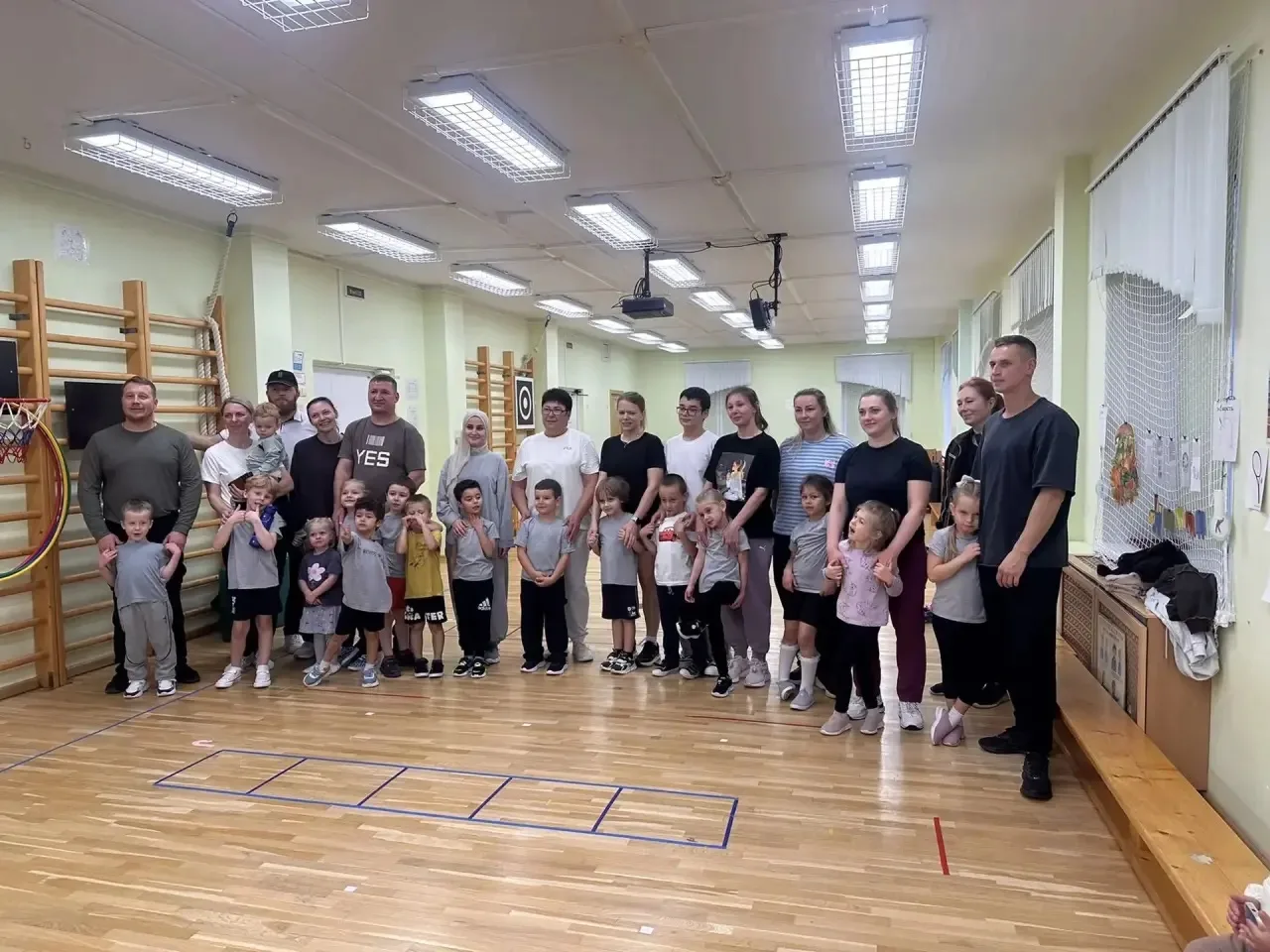 📣В старшей группе №6 прошёл физкультурный досуг с участием родителей "Любимые подвижны...