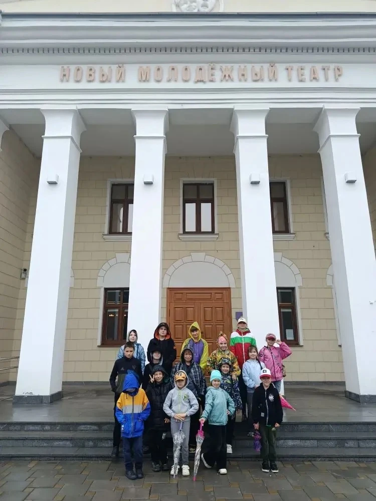 Заглянуть в микромир и найти суперсилу внутри себя 🦸‍♂️🔬

Сегодня наше лето стало по-настоящему ув