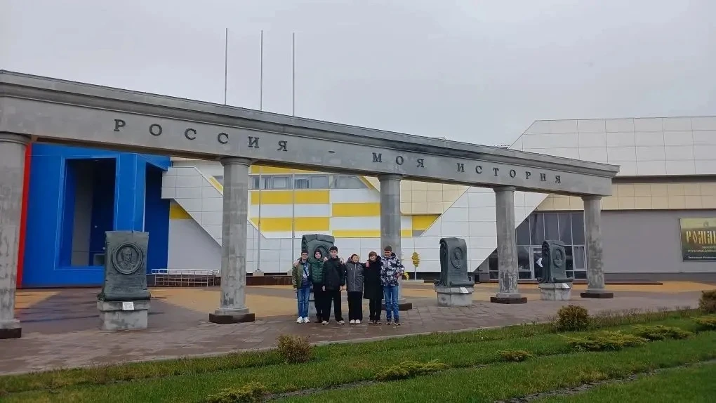 4 апреля ученики 6 "Т" класса провели уходящие каникулы с пользой-посетили🕵️ Квест «Улики из прошлог