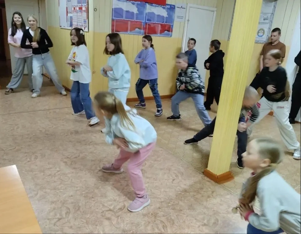 🌞1 июня  в школе  распахнулись двери летнего оздоровительного пришкольного лагеря «Солнышко»
1-й де