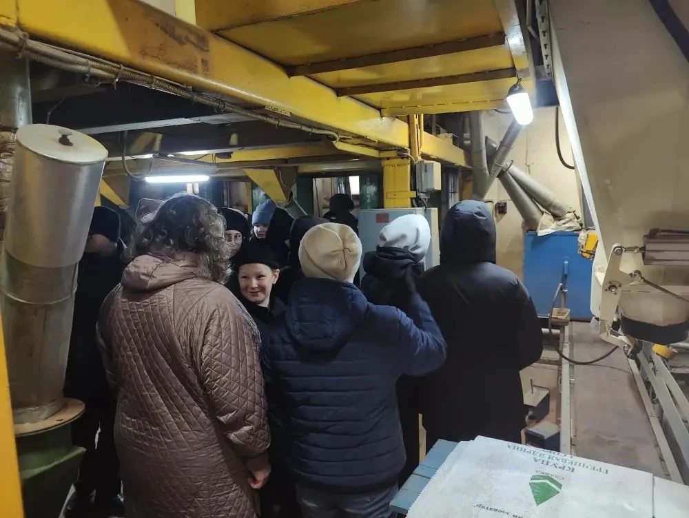 Жизнь, которую я строю: Погружение в мир производства круп для 7 "Б" класса!