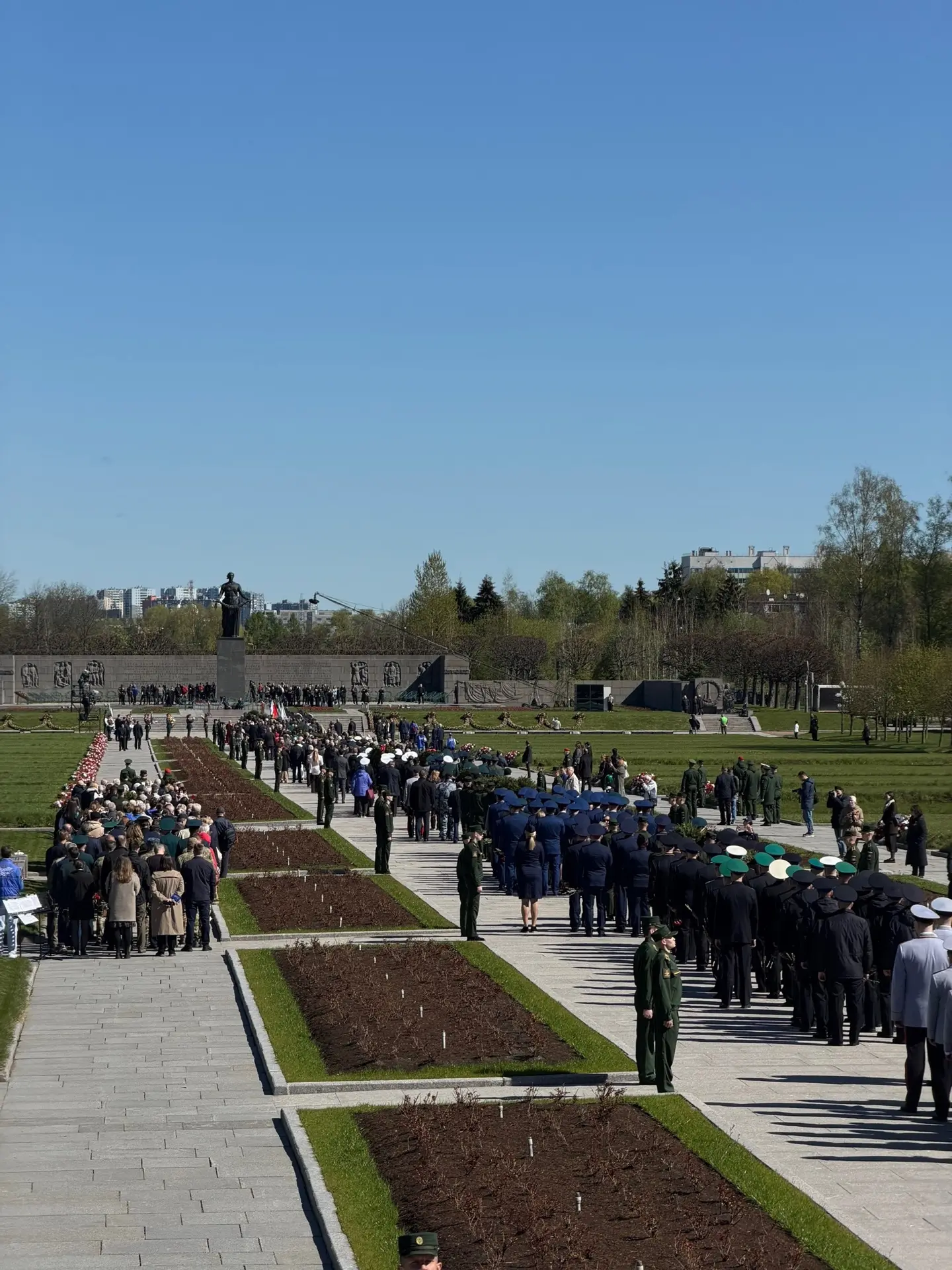 8.05.2026 на Пискарёвском мемориальном кладбище состоялась одна из самых трогательных церемоний — во