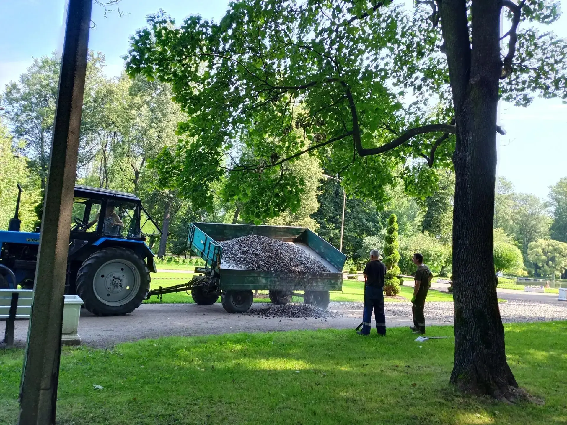 Внимание, гости парка «Екатерингоф»!🌿 
 
Мы заботимся о том, чтобы ваши прогулки были комфортными и