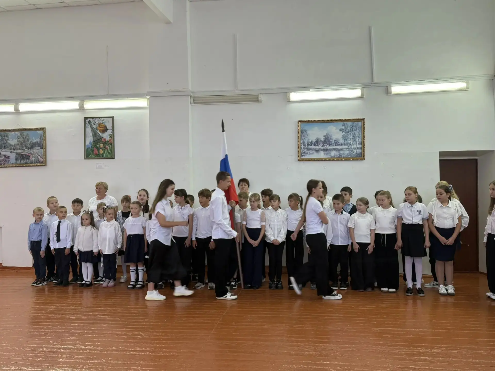🇷🇺Сегодня в МКОУ СОШ N 15 с. Лиман прошёл урок из цикла "Разговоры о важном", который...