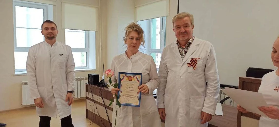 12 мая, в день рождения основоположницы современного сестринского дела Флоренс Найтинге...