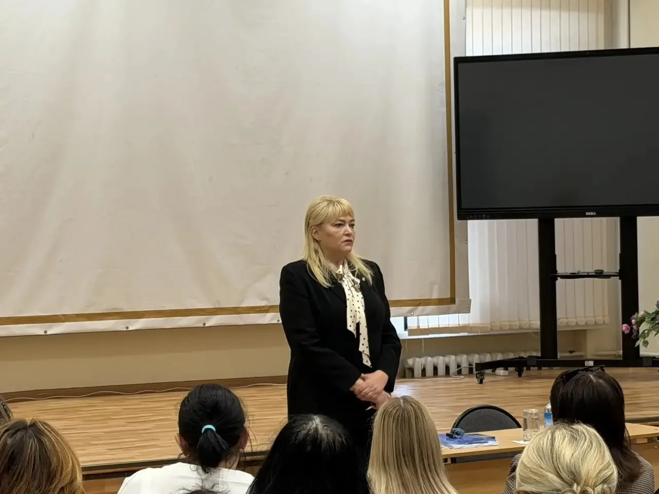 🏫 Что волнует тех, кто каждый день работает с молодёжью?