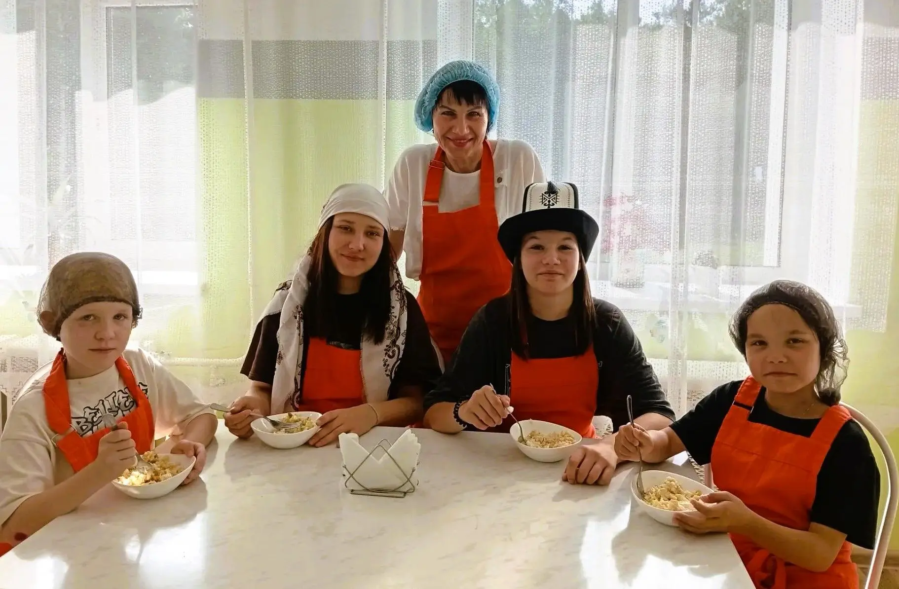 В год единства народов России мы продолжаем знакомиться с культурой, традициями и кухне...