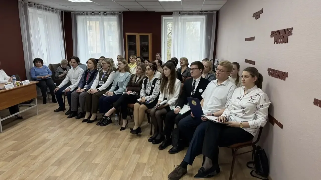 👩🏻‍🏫Молодые педагоги — гордость и будущее образования!🧑🏻‍🏫  8 и 9 апреля в методическом центре разви