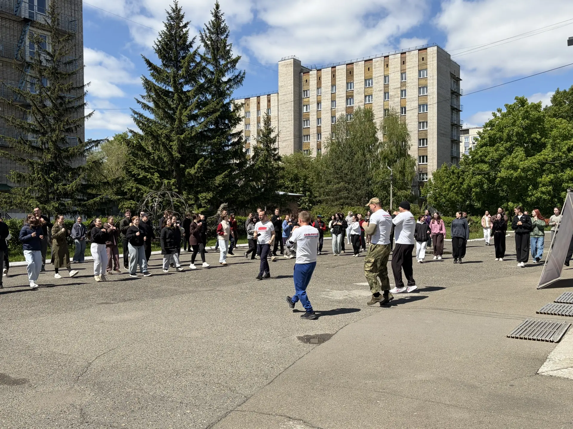 🌟Сегодня утро для студентов Университета Шукшина началось с зарядки с чемпионом.  🇷🇺 🇷🇺 🇷🇺 Это событ