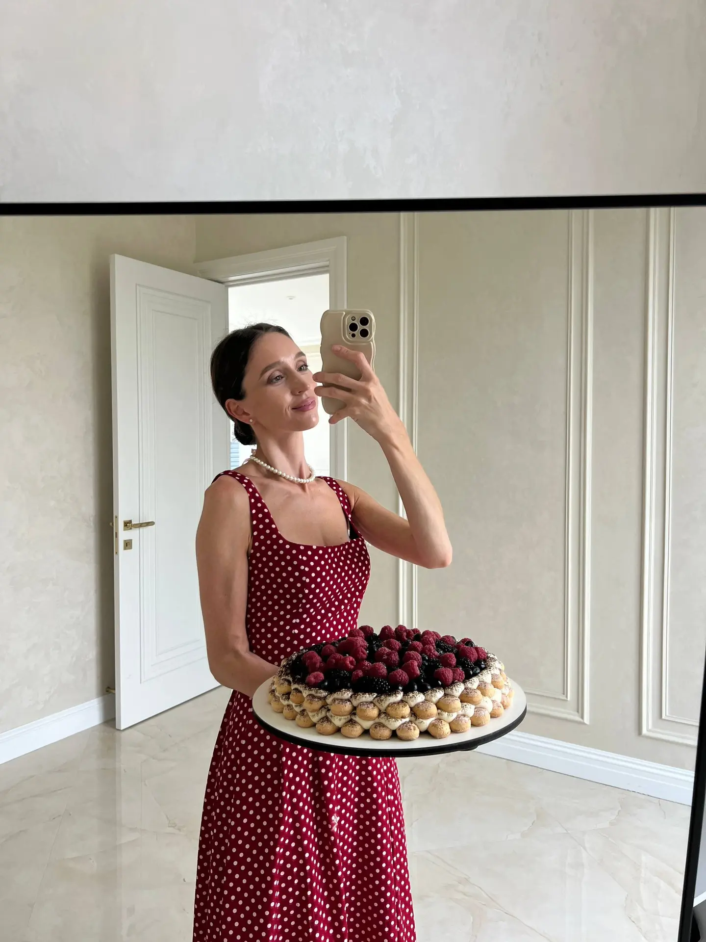 Девочки, сегодня в 18:00 проведу эфир ❤️