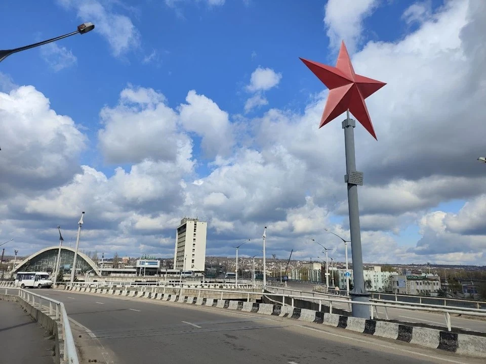 🏠 Восстановление Донбасса и Новороссии

В Донбассе и Новороссии восстановлено более 7,7 тысячи мног