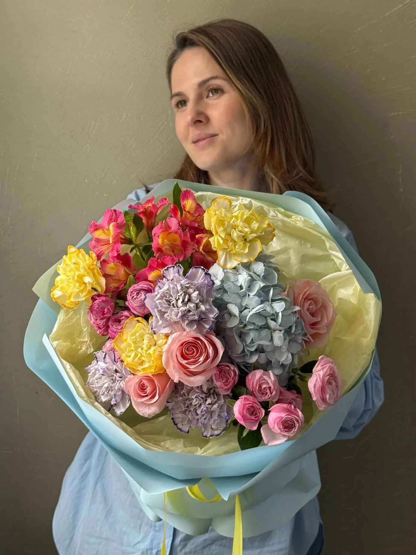 Радуемся погоде 🦋 И это официальный повод баловать себя чаще ☀️ 💐