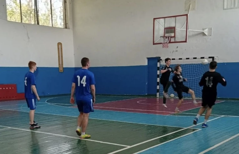 В Каховке прошел турнир по мини-футболу на приз "Героев Каховского плацдарма"  Мероприятие было посв