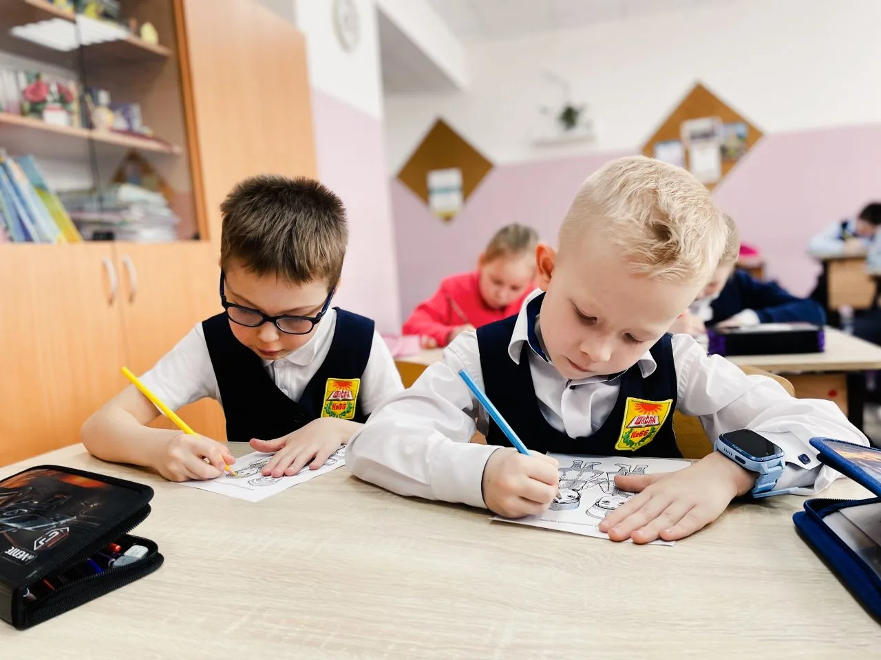 Путешествие от Калининграда до Чукотки... прямо в классе!🌍✨  Сегодня в нашей школе официально открыл
