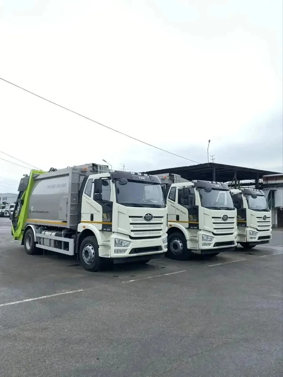 🚚 Во Всеволожский район заехало подкрепление — три новых мусоровоза.

Совсем скоро они выйдут на ли