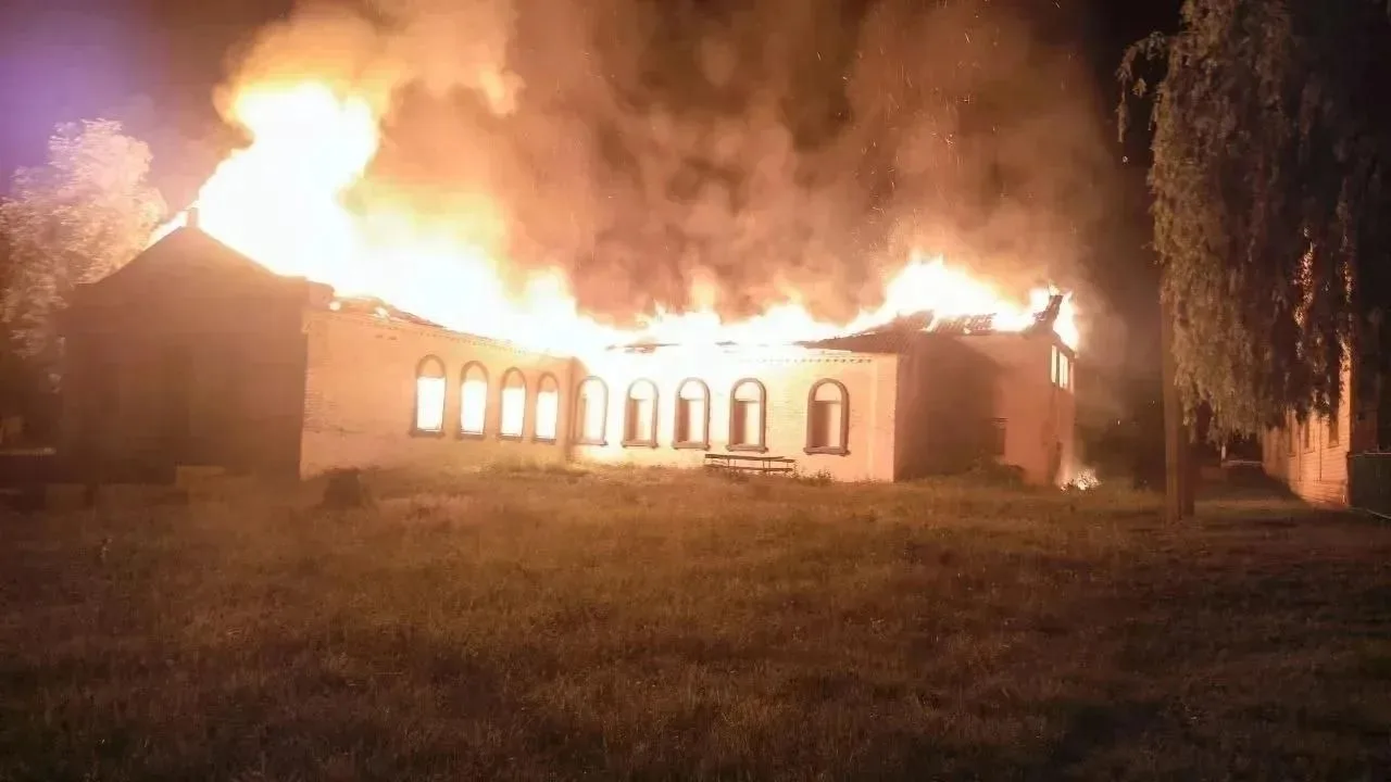 ВСУ нанесли удары по ЛНР

💥 Ночью из-за вражеской атаки БПЛА в селе Новоникольское Кременского муни