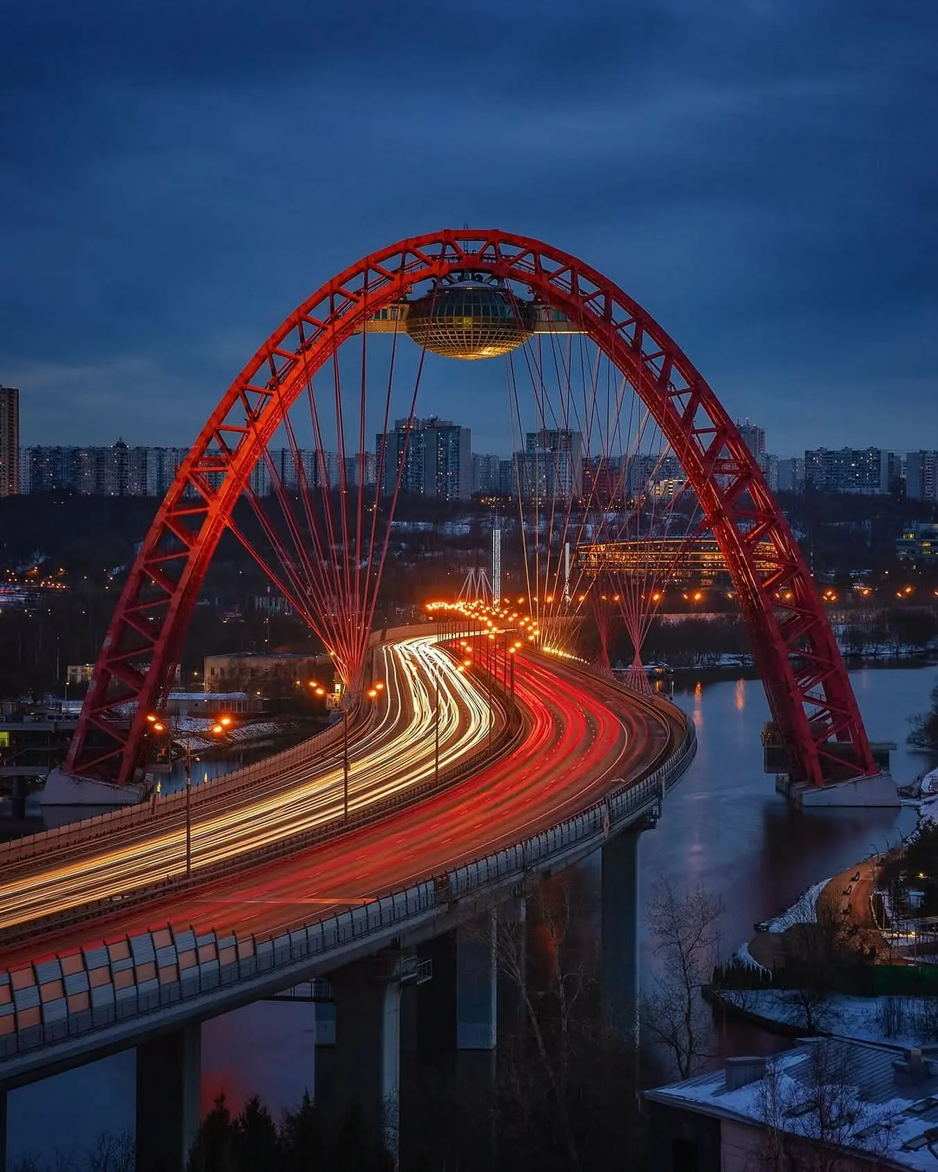 Живописный мост, Москва