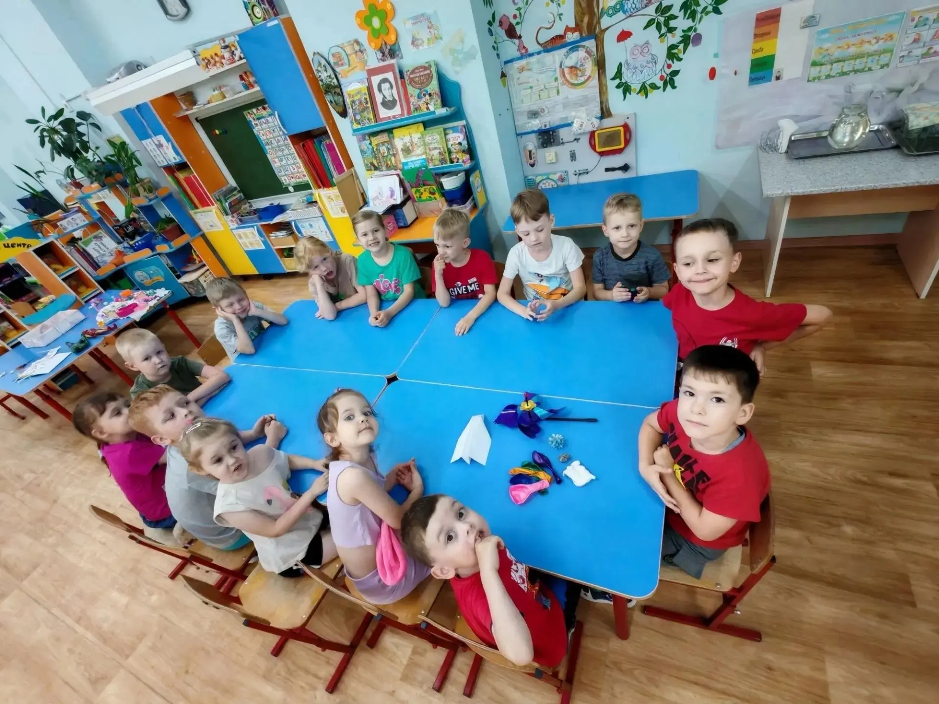 🌬️ День ветра в детском саду: как мы укрощали стихию!
15 июня отмечался Всемирный день ветра 🌪️ и 