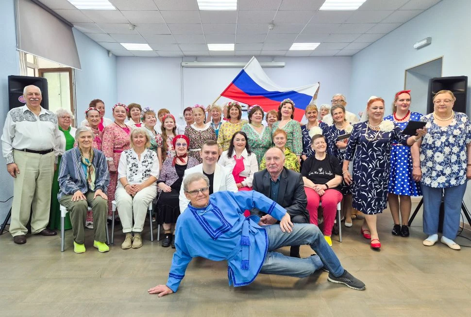 С Днём России!🇷🇺
С Праздником свободы, мира и единства нашей многонациональной страны! 

Пусть Рос