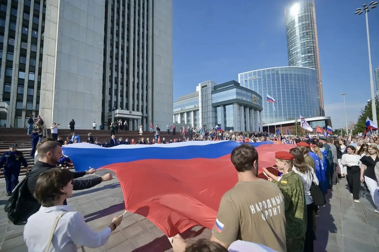 🇷🇺 С чего начинается Родина