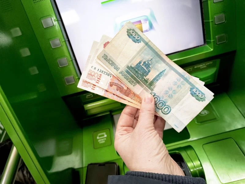 Сервисом заказа наличных онлайн в Сбере воспользовались более 700 тысяч клиентов за год

Клиенты Сбе