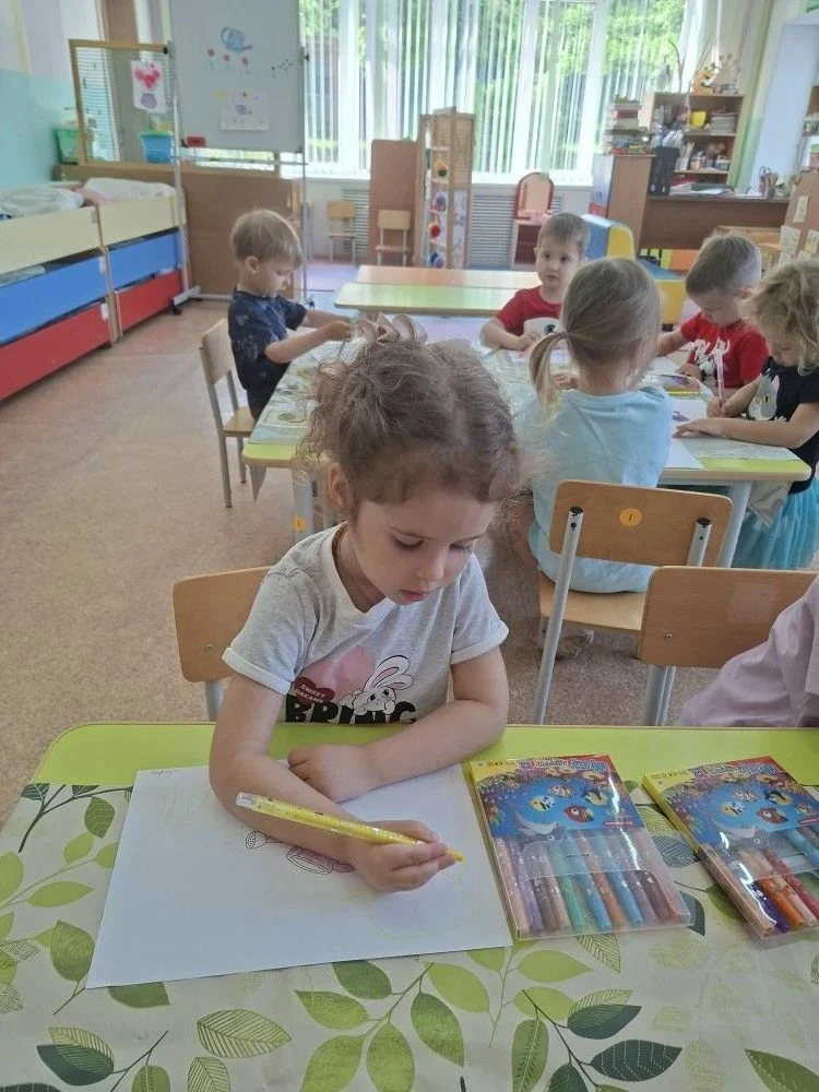 «Привет, лето! Привет, природа!» — неделя ярких открытий у наших «Крепышей» 
⁣
Всю неделю ребята из 