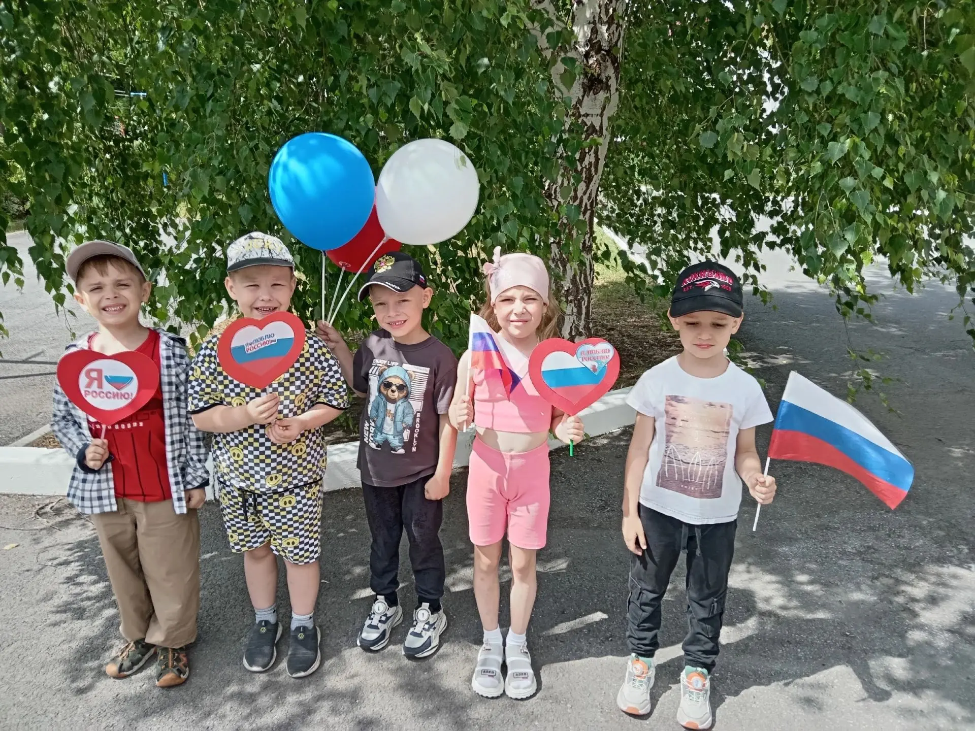 #РодинойГоржусь#ДеньРоссии#городИшимдетскийсад5#группаЛюбознайки