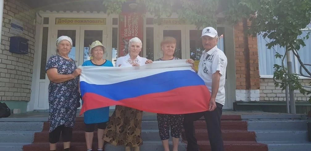 🇷🇺 Россия в сердце каждого

🇷🇺 День России в Шумерлинском округе прошёл ярко, масштабно и по-нас