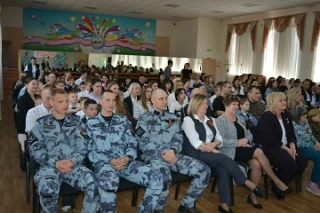 В нашей школе прошёл праздничный концерт, посвящённый Дню Победы в Великой Отечественной войне. Это 