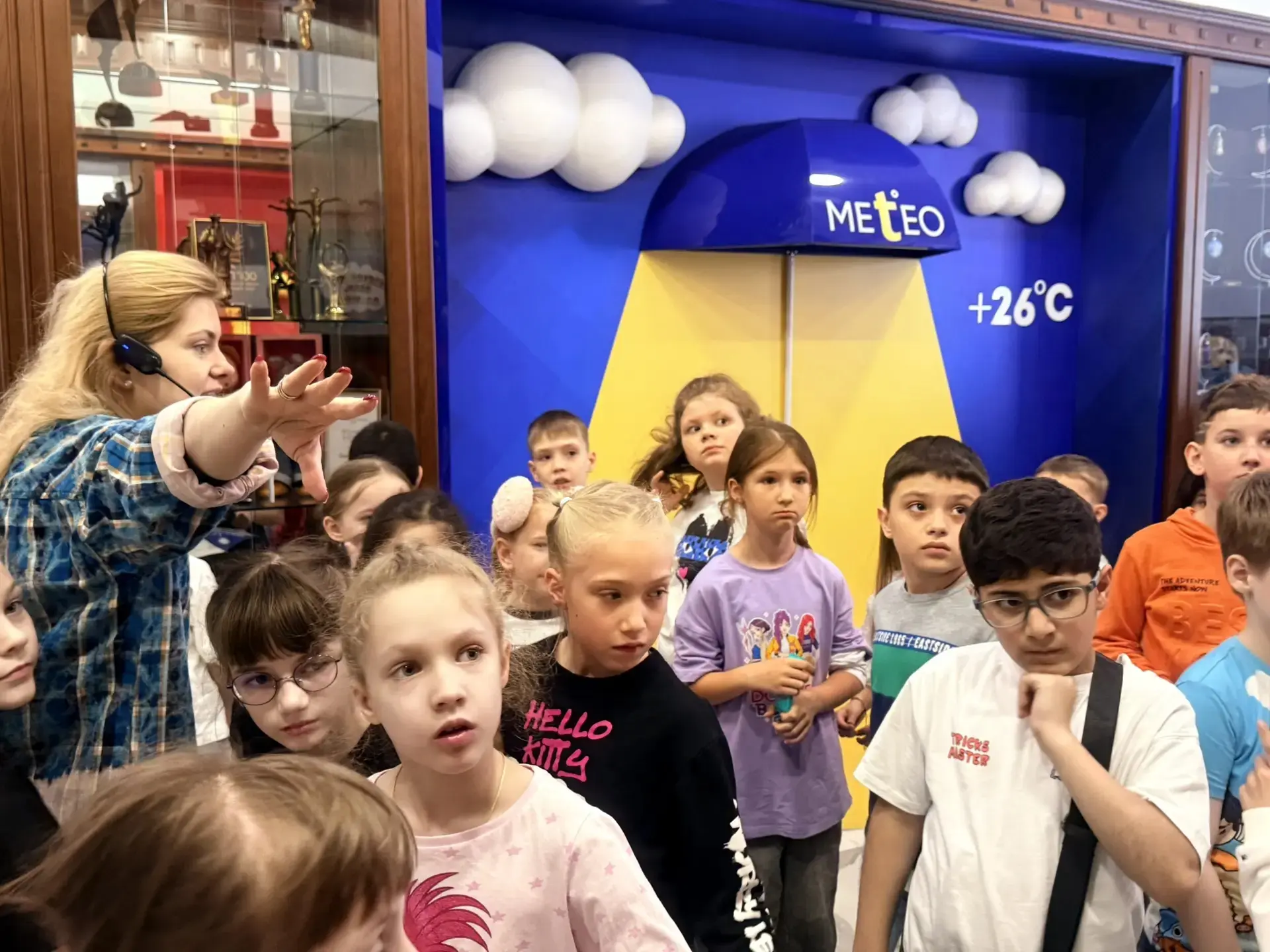 1-М и 2-А классы завершили учебный год Незабываемым путешествием в страну телевидения «В гостях у Хр